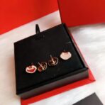 Qeelin 麒麟珠宝 Yu Yi系列 如意锁耳钉 - Imagem 4