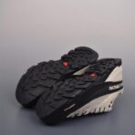 SALOMON X-ALP MM6 MAISON MARGIELA户外运动鞋（浅灰黑拼色款） - Imagem 3