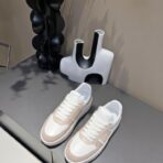 TODS托德斯24年最新爆款51K饼干鞋豆豆底拼色休闲运动鞋  白粉配色