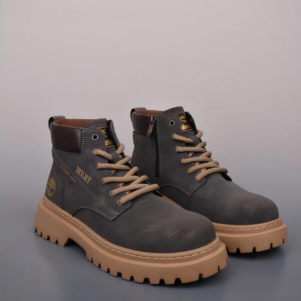 Timberland添柏岚 户外中帮休闲马丁靴系列棕色