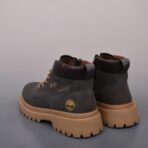 Timberland添柏岚 户外中帮休闲马丁靴系列棕色 - 图片 2