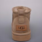 UGG羊毛一体迷你短靴 沙色 - Imagem 4