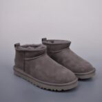 UGG羊毛一体迷你短靴 灰色