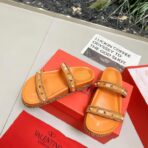 Valentino Garavani Rockstud Platform Mule Sandals 橙色皮革铆钉厚底穆勒拖鞋 - 图片 4