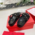 Valentino Garavani Rockstud Platform Mule Sandals 黑色皮革铆钉厚底穆勒拖鞋 - 图片 3