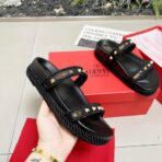 Valentino Garavani Rockstud Platform Mule Sandals 黑色皮革铆钉厚底穆勒拖鞋 - 图片 2