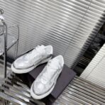 Valentino ONE STUD 小牛皮绑带运动鞋 银色 - 图片 3