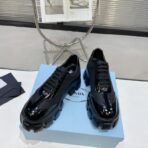 p家2024秋冬厚底乐福鞋新品黑色亮面