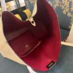 华伦天奴 Valentino Garavani Rockstud 粒面小牛皮托特包  白色 - Imagem 3