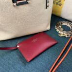 华伦天奴 Valentino Garavani Rockstud 粒面小牛皮托特包  米白色小号 - 图片 3