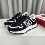 华伦天奴 VLTN 系列低帮休闲运动鞋（黑白配色款） - Imagem 4