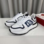 华伦天奴 Valentino Garavani Runner 系列休闲运动鞋（白黑配色款） - 图片 3