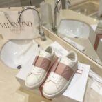 华伦天奴 Valentino Garavani Open Skate 系列低帮休闲情侣运动鞋（白浅粉配色款） - 图片 2