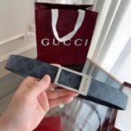 古驰（Gucci）Signature 系列灰色 GG Supreme 帆布银色矩形扣腰带 - Imagem 3