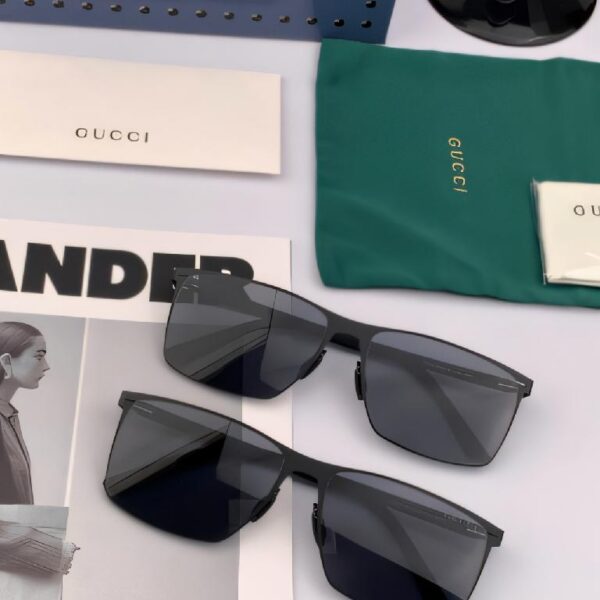 古驰（Gucci）方形太阳镜