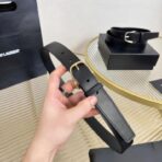 圣罗兰（Saint Laurent）黑色小牛皮金色板扣男士腰带
