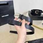 圣罗兰（Saint Laurent）黑色小牛皮银色板扣男士腰带 - Imagem 2