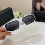 圣罗兰（YSL）窄框金属 Logo 太阳镜