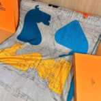 爱马家 轻薄透气 双面同色围巾 - 图片 2