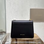 宝格丽 Serpenti Forever Maxi Chain 单肩斜挎包 黑 - Imagem 4