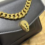 宝格丽 Serpenti Forever Maxi Chain 单肩斜挎包 黑 - Imagem 3