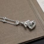 宝格丽（BVLGARI）Divas' Dream 系列 18K 白金祖母绿钻石扇形项链 - Imagem 4