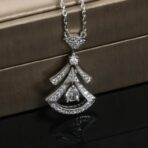 宝格丽（BVLGARI）Divas' Dream 系列 18K 白金钻石项链