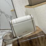 宝格丽（Bulgari）Serpenti Forever Day-to-Night 系列珍珠白色小牛皮单肩包 - Imagem 3