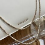 宝格丽（Bulgari）Serpenti Forever Day-to-Night 系列珍珠白色小牛皮链条包 - Imagem 3