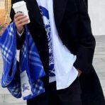 巴宝莉(Burberry) 全智贤同款双面格子围巾 浅蓝色