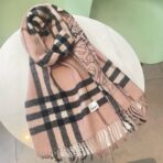 巴宝莉(Burberry) 双面徽章格子羊绒围巾 浅粉黑拼色 - 图片 2