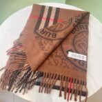 巴宝莉(Burberry) 双面徽章格子羊绒围巾 黑棕拼色 - 图片 4