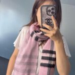 巴宝莉(Burberry) 双面格纹金属线羊绒围巾 粉色 - 图片 4