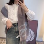 巴宝莉(Burberry) 双面秋冬围巾 浅蓝浅灰拼色 - Image 4