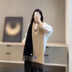 巴宝莉(Burberry) 双面素色刺绣长巾 黑棕 - Image 4