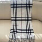 巴宝莉(Burberry) 经典石色格纹+提花马术战马徽标披肩 黑白拼色 - 图片 2