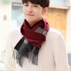 巴宝莉(Burberry)双色纯羊绒围巾 红黑撞色 - Image 4