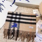 巴宝莉(Burberry)双面刺绣 印花 提花羊绒格子围巾 棕色