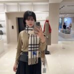 巴宝莉(Burberry)双面刺绣 印花 提花羊绒格子围巾 白棕拼色 - 图片 3