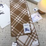 巴宝莉(Burberry)格纹围巾 棕色 - 图片 2