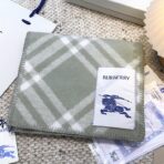 巴宝莉(Burberry)格纹围巾 浅绿色