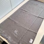 巴宝莉(Burberry)百搭丝绒围巾 灰色 - 图片 4