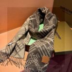 巴宝莉(Burberry)秋冬双面格子围巾 棕色 - 图片 4