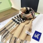 巴宝莉(Burberry)经典格子搭配时尚拼色披肩 杏色 - 图片 2