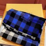 巴宝莉(Burberry)轻盈流苏格纹羊绒围巾 蓝色