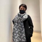 巴宝莉(Burberry)重磅极品围巾 黑灰拼色 - 图片 4