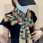 巴宝莉·Burberry官网最最新款围巾 棕色 - 图片 4