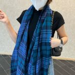 巴宝莉·Burberry进口尼泊尔羊绒顶级战马刺绣围巾 蓝色 - 图片 4