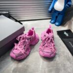 巴黎世家 Track 系列厚底镂空老爹鞋（亮粉色款） - Imagem 4