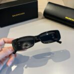 巴黎世家（Balenciaga）全黑方框太阳镜 - 图片 4